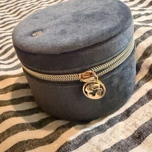 Spartina 449 Travel Velvet Jewelry Case with Gold Accents